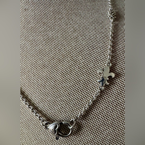 Judith Ripka Elegant Silver And CZ with Heart and Fleur-de-lis Accent 18” - Picture 3 of 9